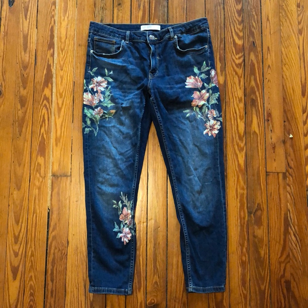 Zara Basic floral patterned jeans
